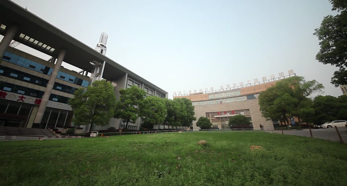 系列定制 | 湖南網(wǎng)絡(luò)工程職業(yè)學(xué)院：湖南網(wǎng)院·都市麗人校企合作專題片